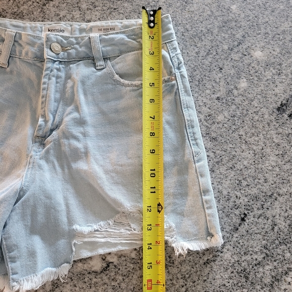 Kenzie Distress Shorts - Picture 4 of 5